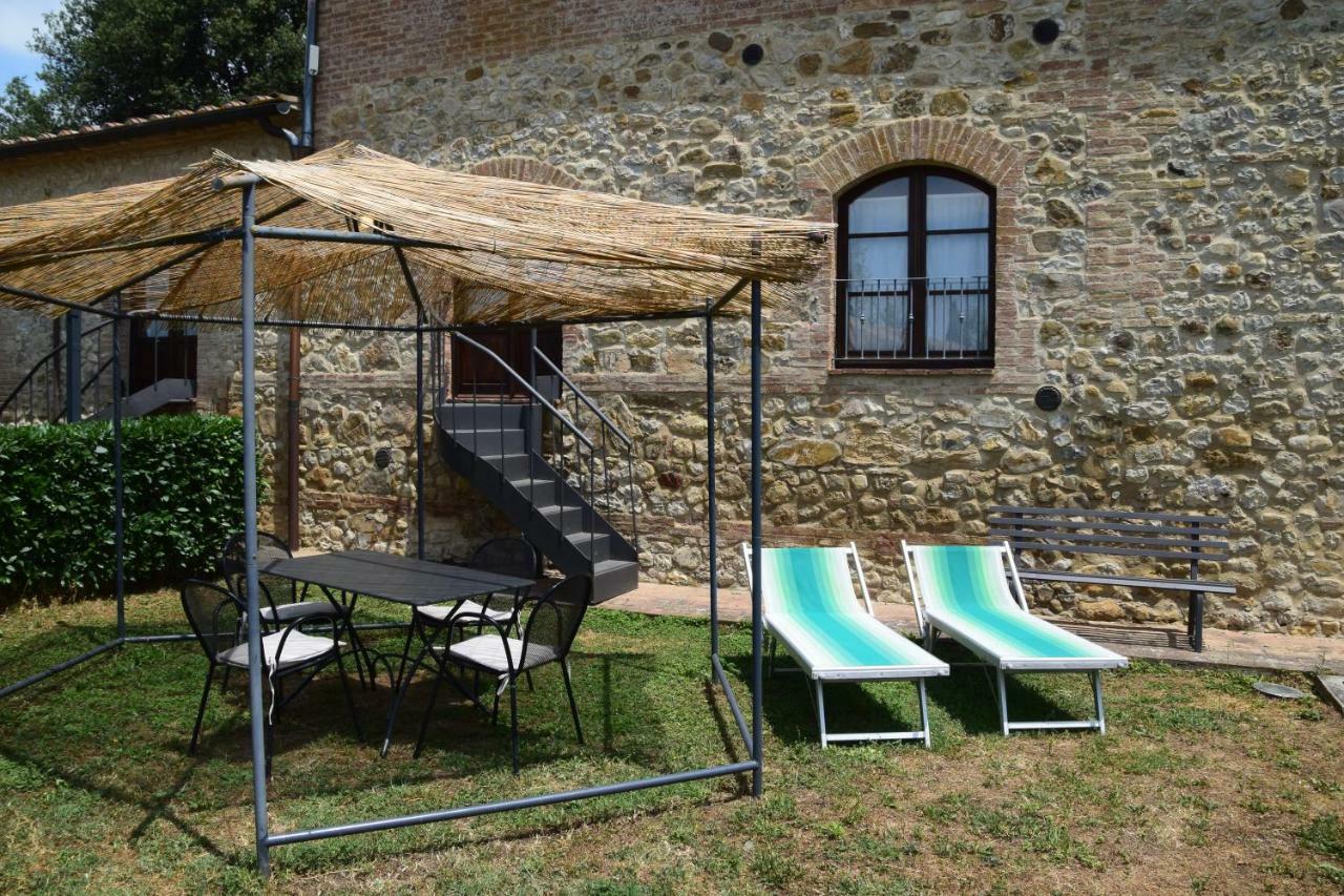 Le Rocche Di Valiano Aparthotel Buitenkant foto