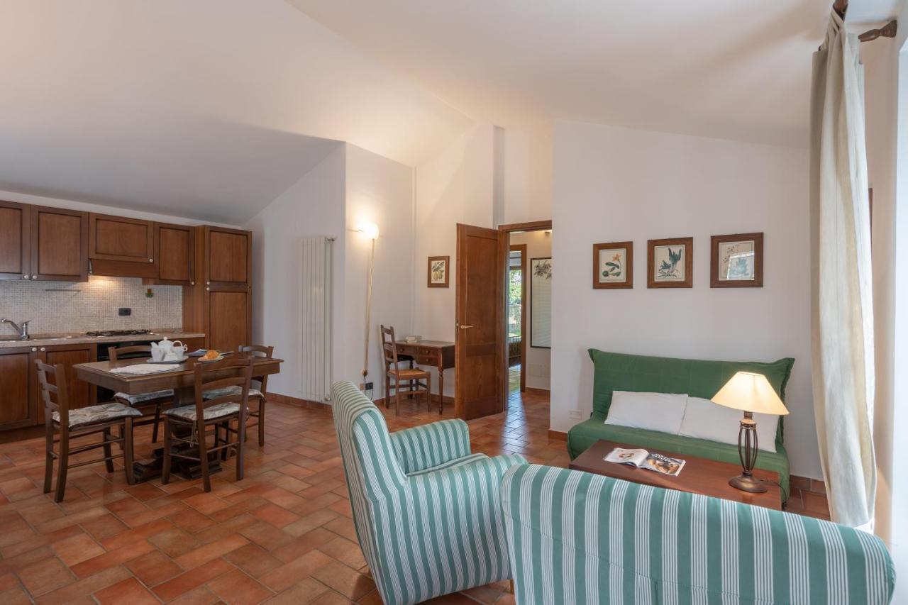 Le Rocche Di Valiano Aparthotel Buitenkant foto